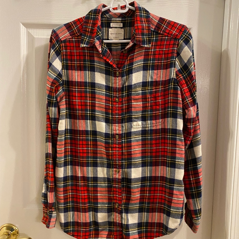 American Eagle Boyfriend Fit Flannel Shirt - Red Plaid - S - AHH-mazingly Soft